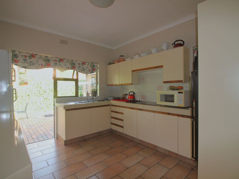 House For Sale in Bromhof - Photo 9