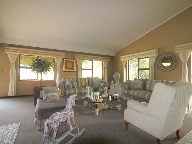 House For Sale in Bromhof - Photo 4