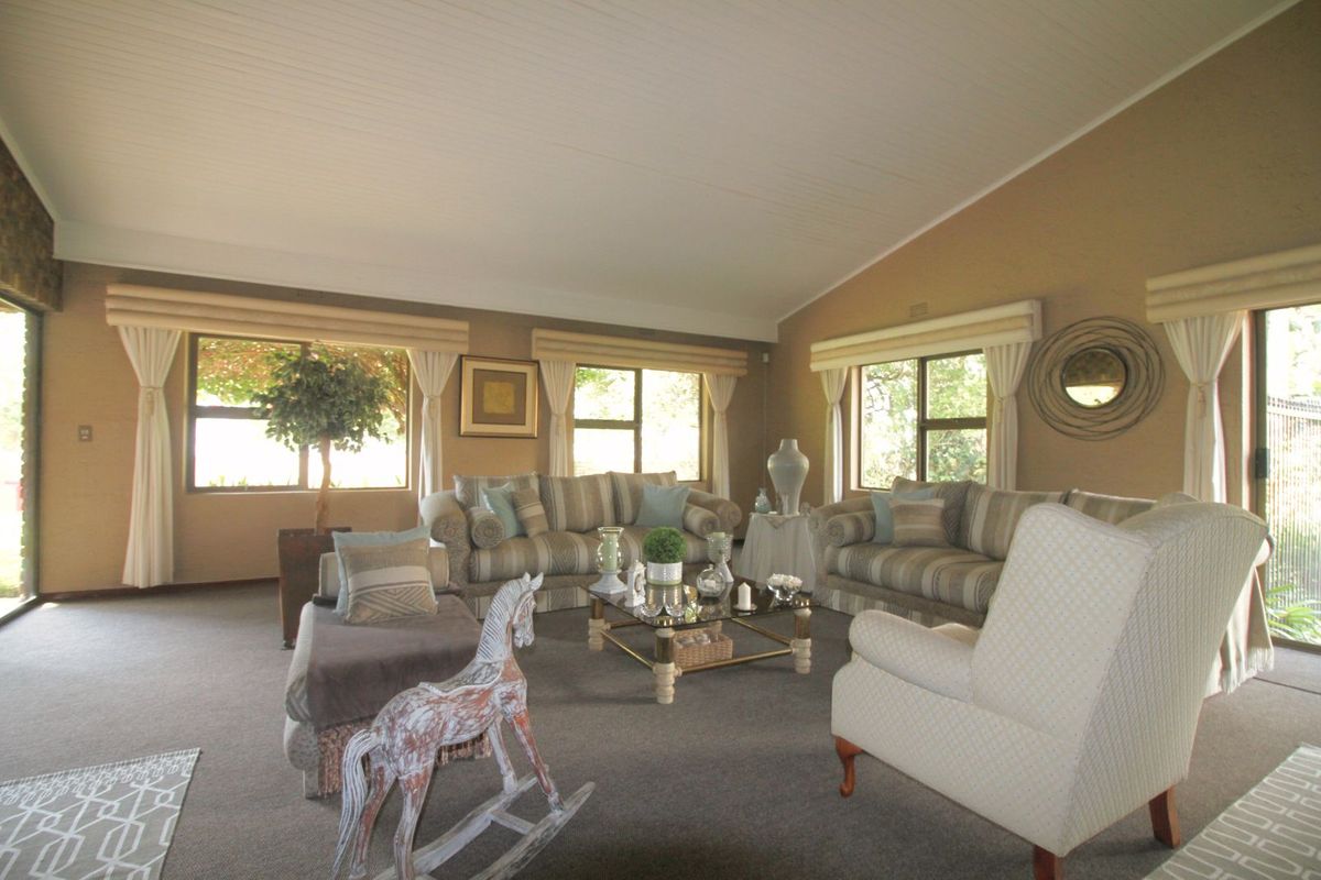 House For Sale in Bromhof - Photo 4