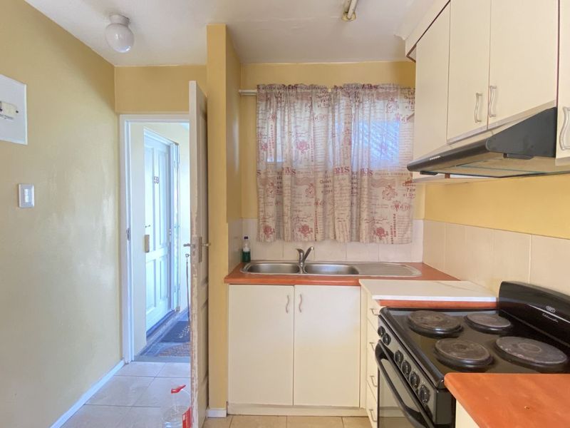 Apartment For Sale in Morningside - Photo 2