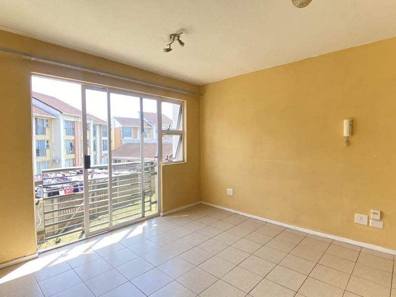 Apartment For Sale in Morningside - Photo 7