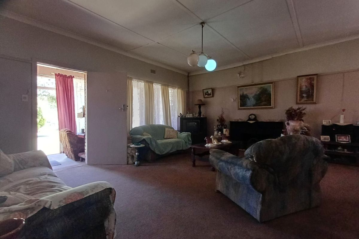 House For Sale in Stilfontein Ext 4 - Photo 4