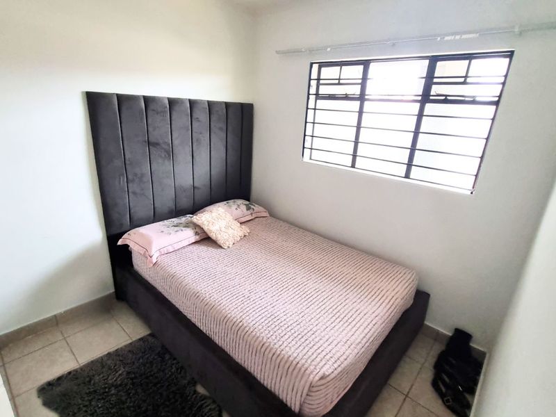 Apartment For Sale in Sagewood - Photo 7