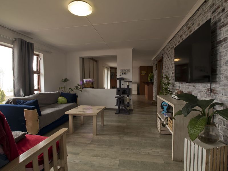 House For Sale in Dana Bay - Photo 6