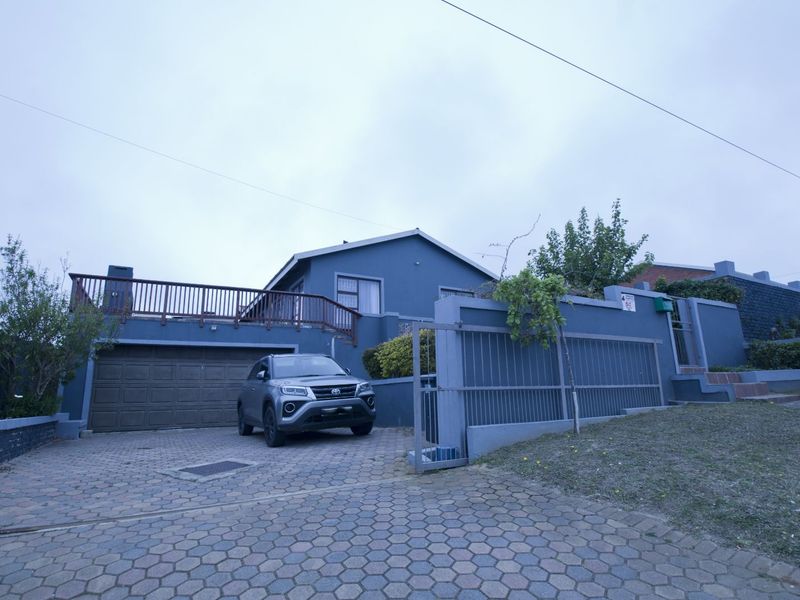 House For Sale in Dana Bay - Photo 3