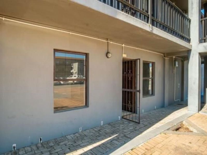 Apartment To Rent in Parklands - Photo 9