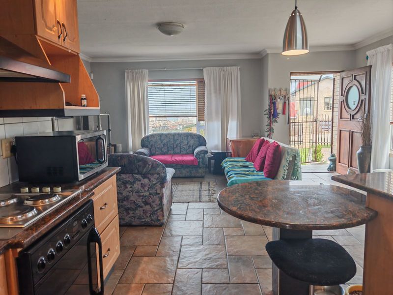 House For Sale in Island View - Photo 8