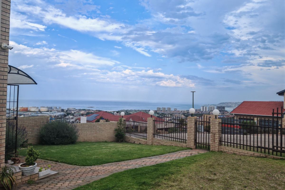 House For Sale in Island View - Photo 4