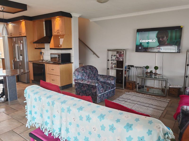 House For Sale in Island View - Photo 6