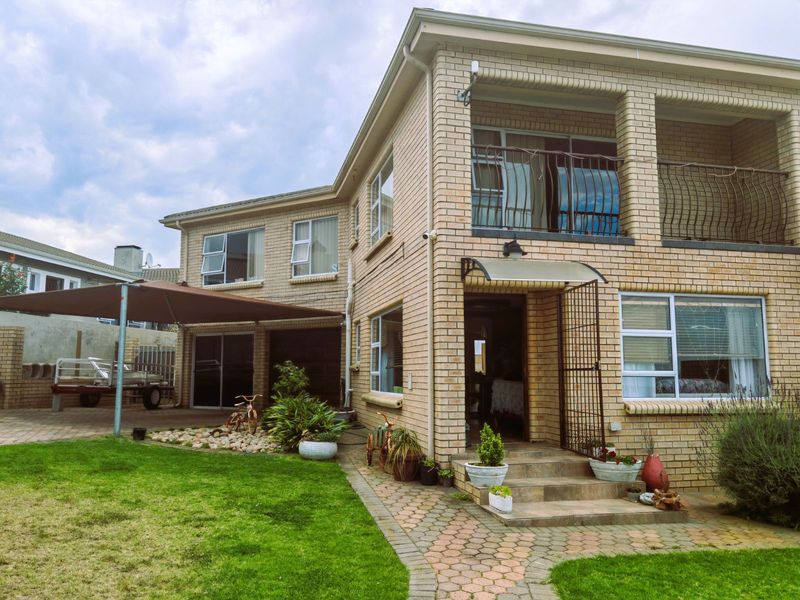 House For Sale in Island View - Photo 5