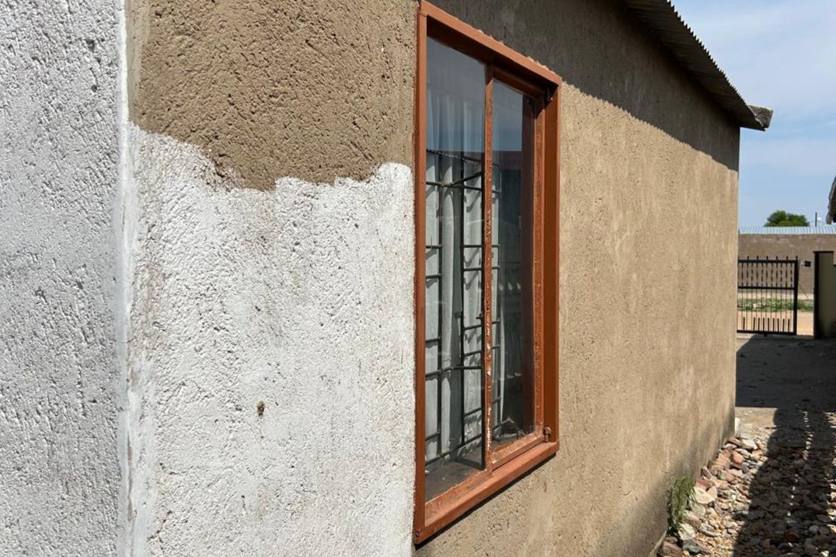 House For Sale in Westenburg - Photo 3