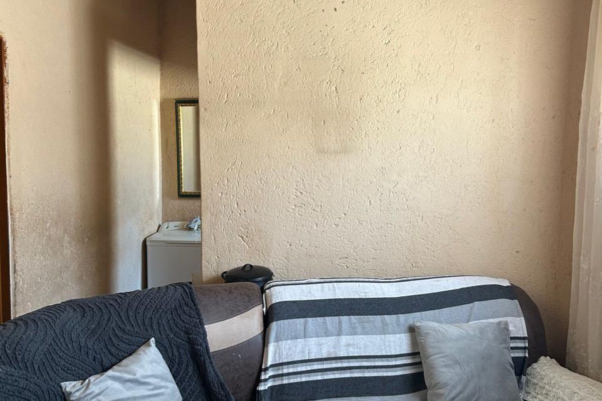 House For Sale in Westenburg - Photo 4