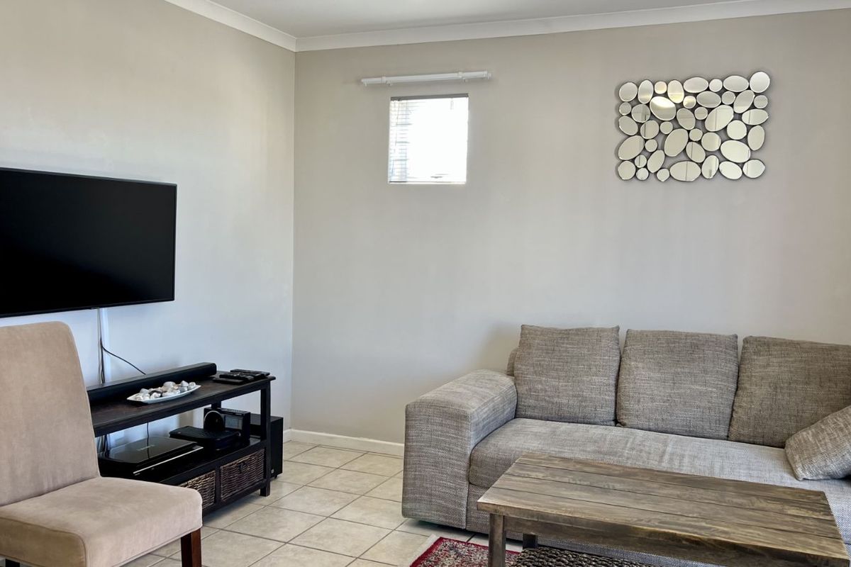 Apartment For Sale in Rugby - Photo 5