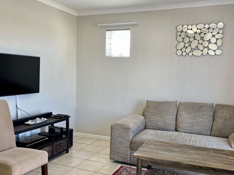 Apartment For Sale in Rugby - Photo 5