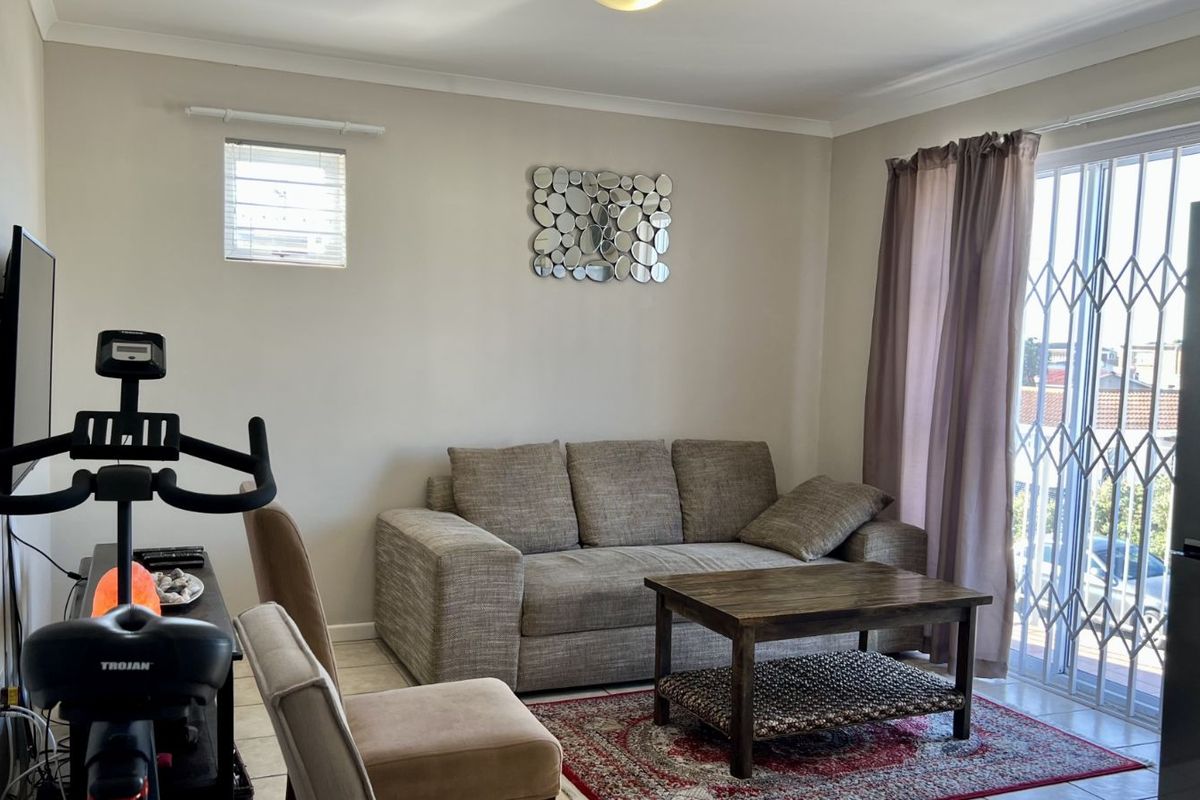 Apartment For Sale in Rugby - Photo 4