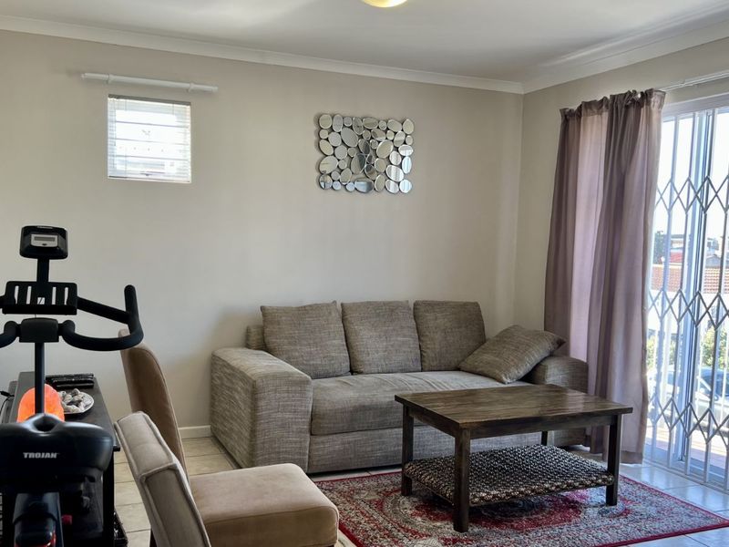 Apartment For Sale in Rugby - Photo 4