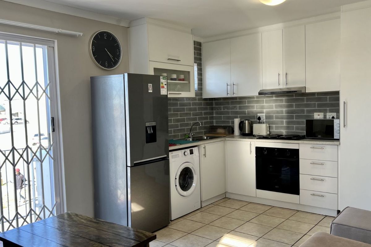 Apartment For Sale in Rugby - Photo 2