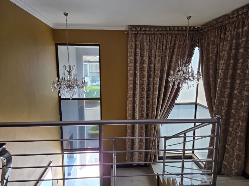 House For Sale in Bendor - Photo 4