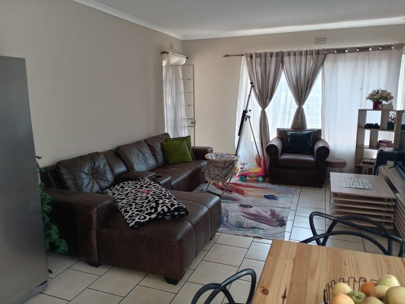 Townhouse For Sale in Krugersdorp Rural - Photo 7