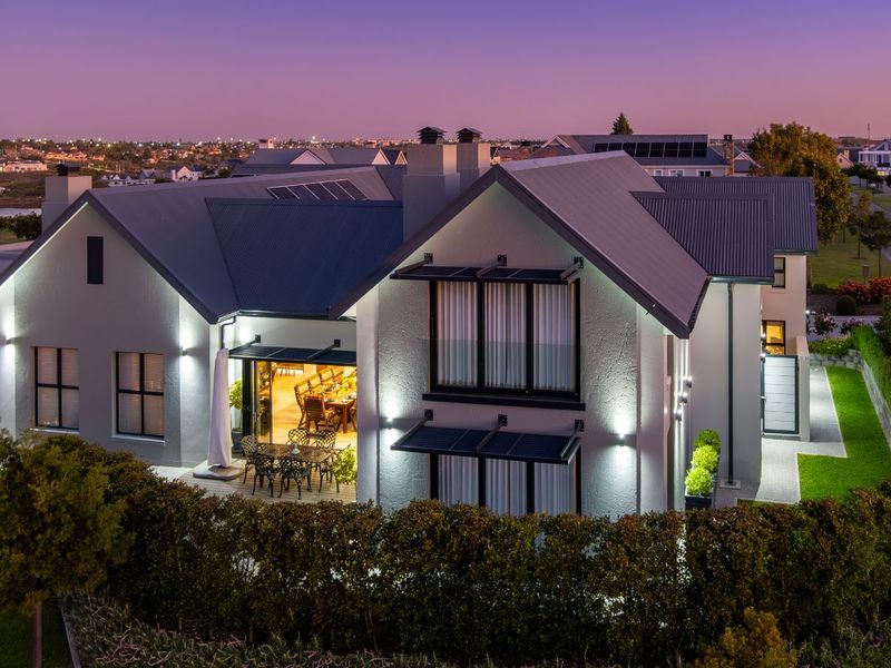 House For Sale in Kingswood Golf Estate - Photo 2