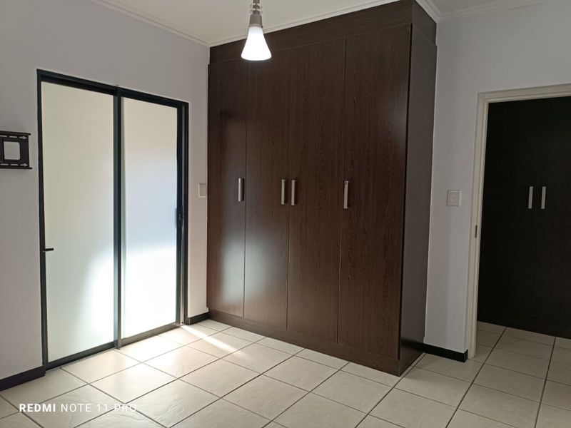 Apartment For Sale in Greenstone Gate - Photo 5
