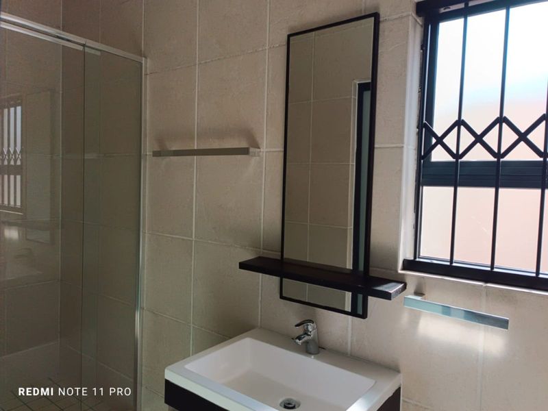 Apartment For Sale in Greenstone Gate - Photo 4