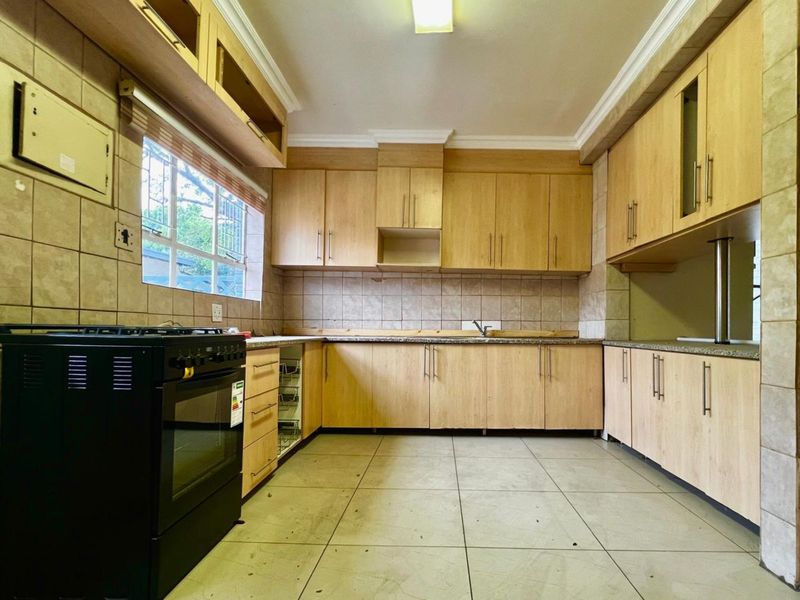 House For Sale in Ermelo Central - Photo 9