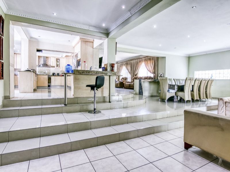 House For Sale in Kelvin - Photo 6