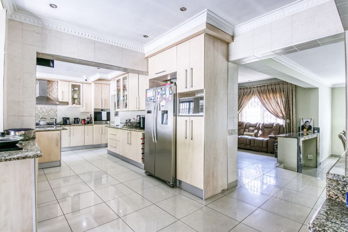 House For Sale in Kelvin - Photo 5