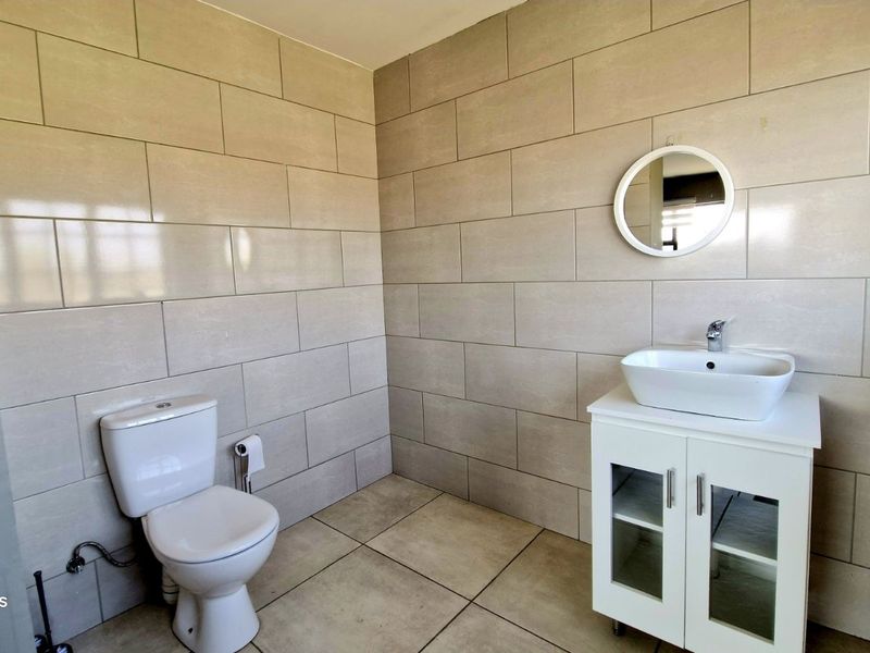 House For Sale in Naauwpoort - Photo 9