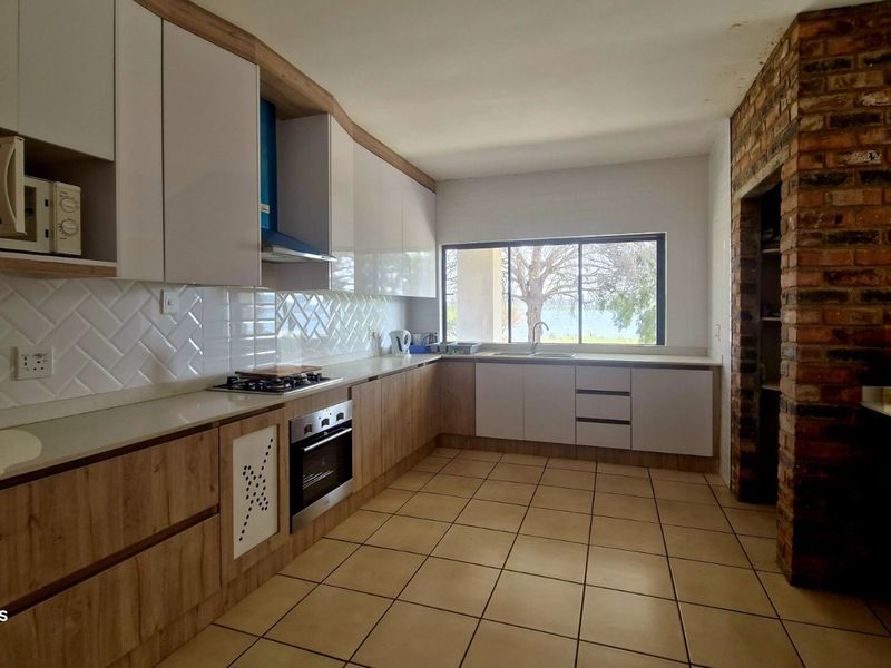 House For Sale in Naauwpoort - Photo 6