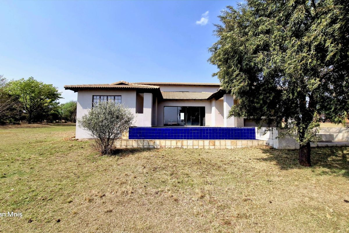 House For Sale in Naauwpoort - Photo 4