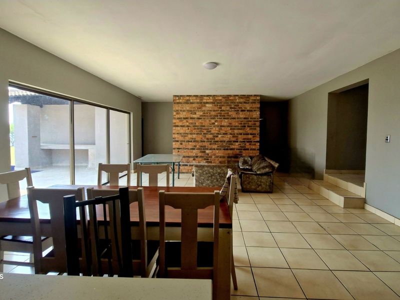 House For Sale in Naauwpoort - Photo 3