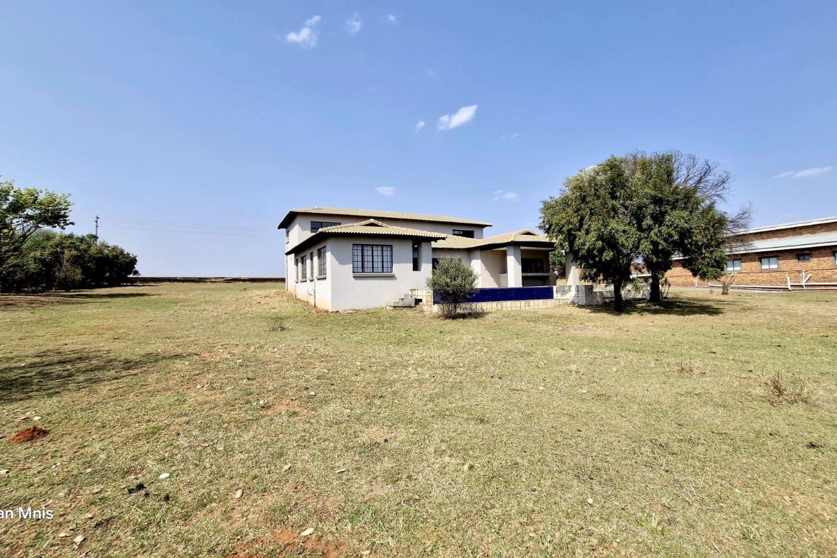 House For Sale in Naauwpoort - Photo 5