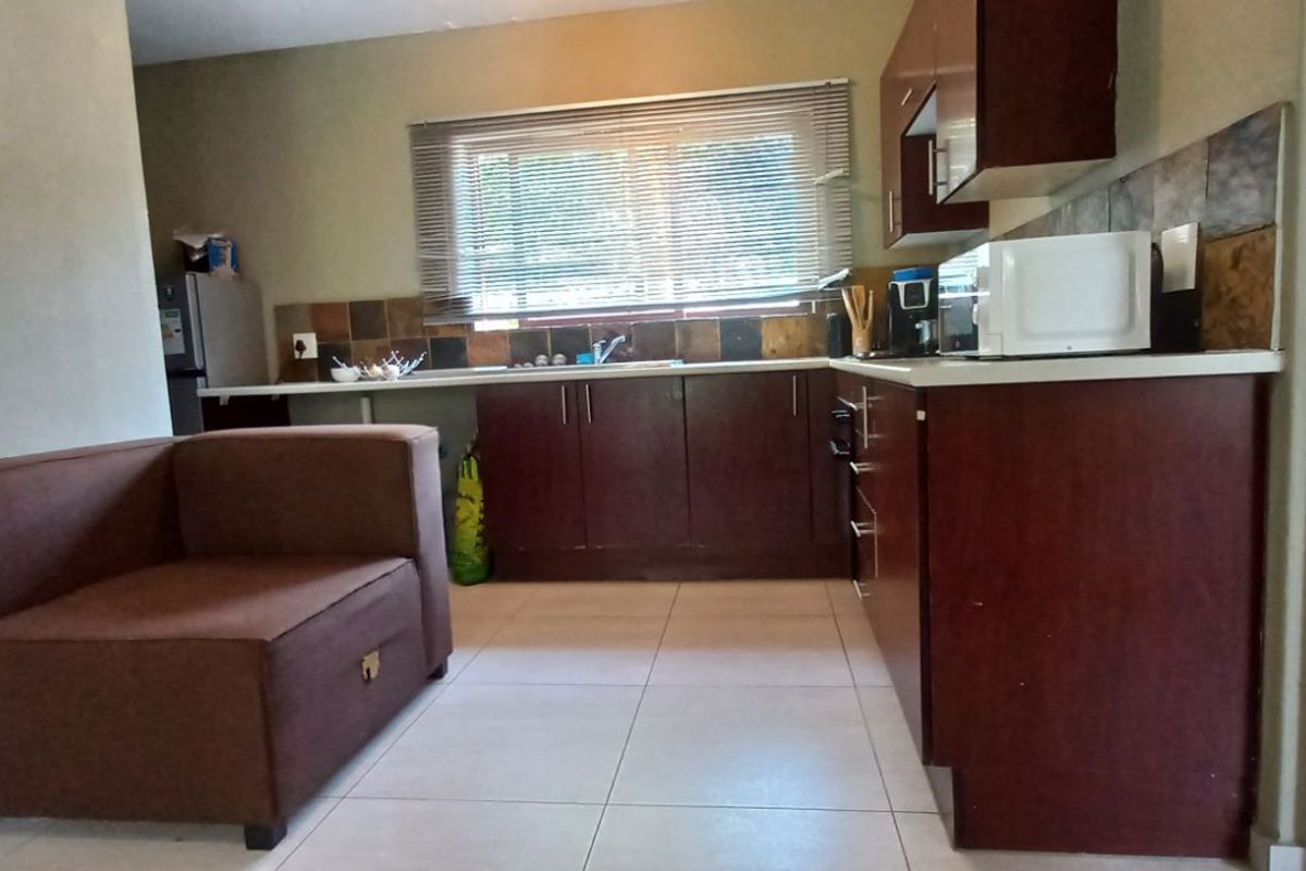 Apartment For Sale in Honeydew Grove - Photo 2