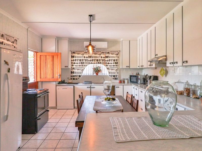 House For Sale in Montagu Central - Photo 5