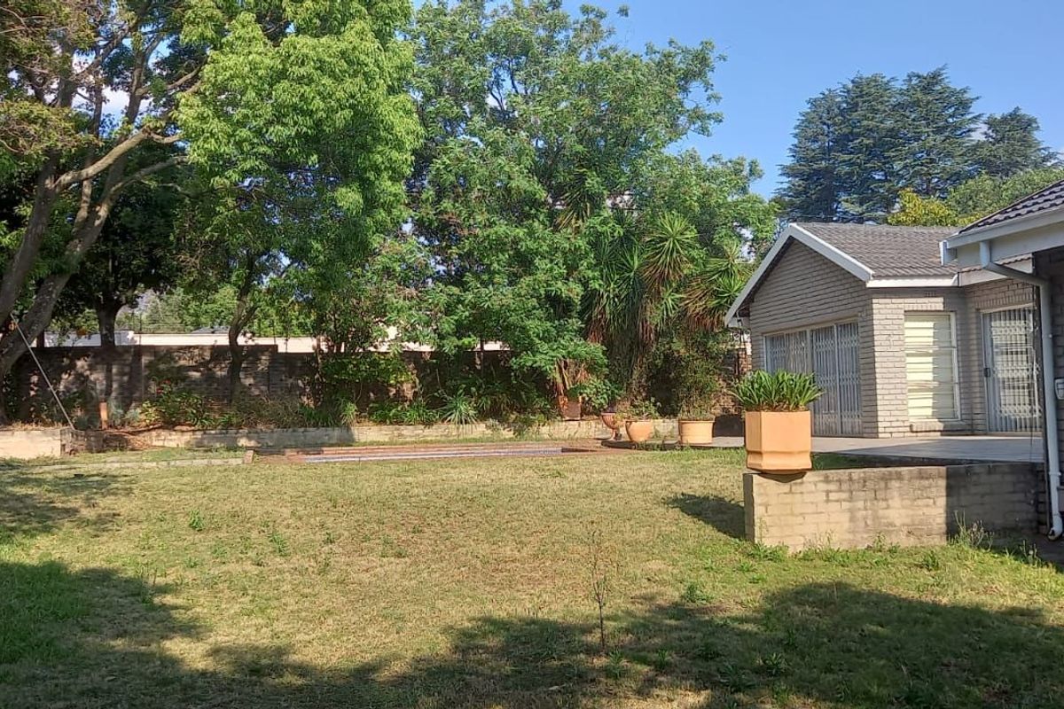 House For Sale in Ferndale - Photo 4