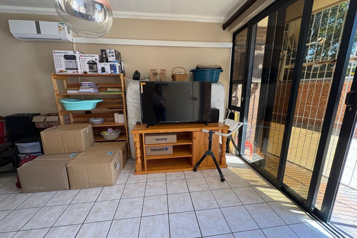 Apartment For Sale in Belgravia - Photo 2