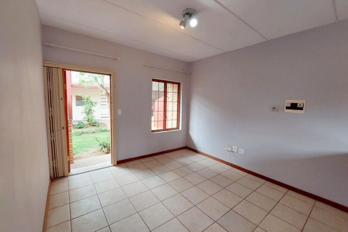 Apartment For Sale in Montana - Photo 4