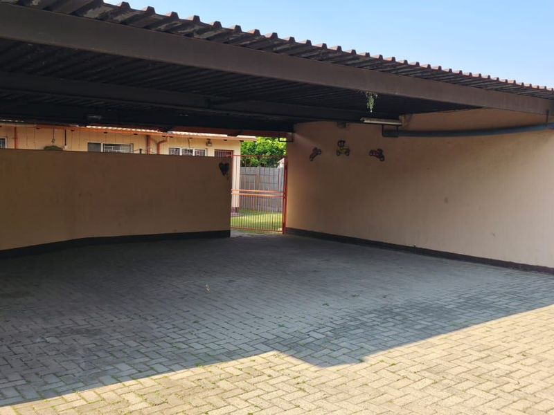 House For Sale in Secunda Central - Photo 2