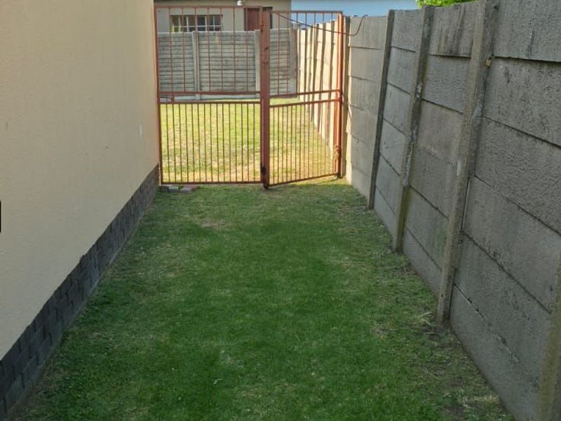 House For Sale in Secunda Central - Photo 8