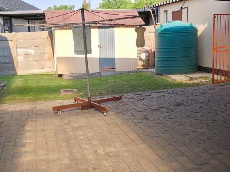 House For Sale in Secunda Central - Photo 6