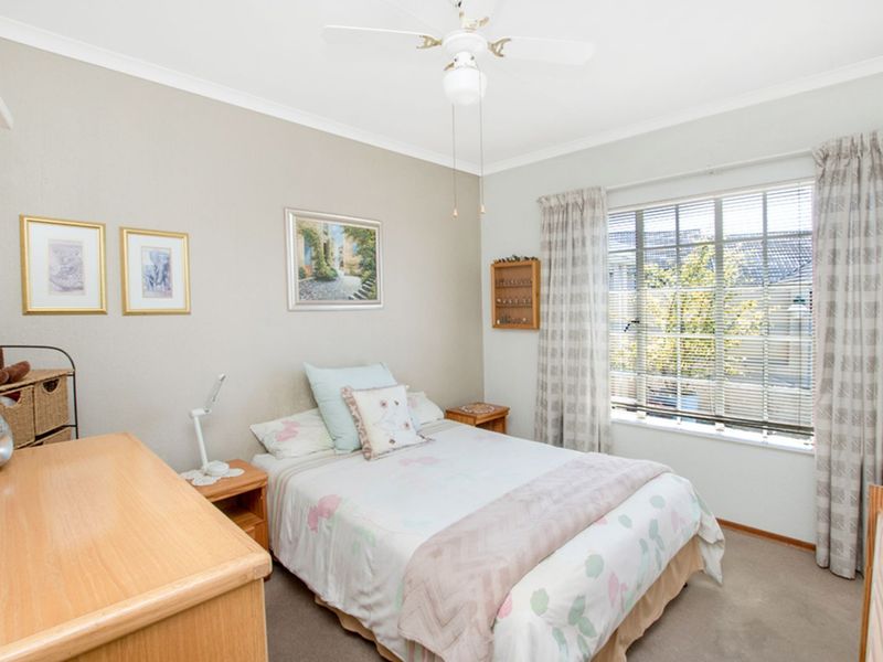 Townhouse For Sale in Sundowner - Photo 6