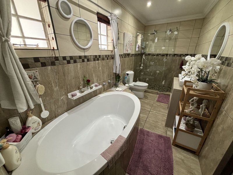 House For Sale in Premierpark - Photo 10