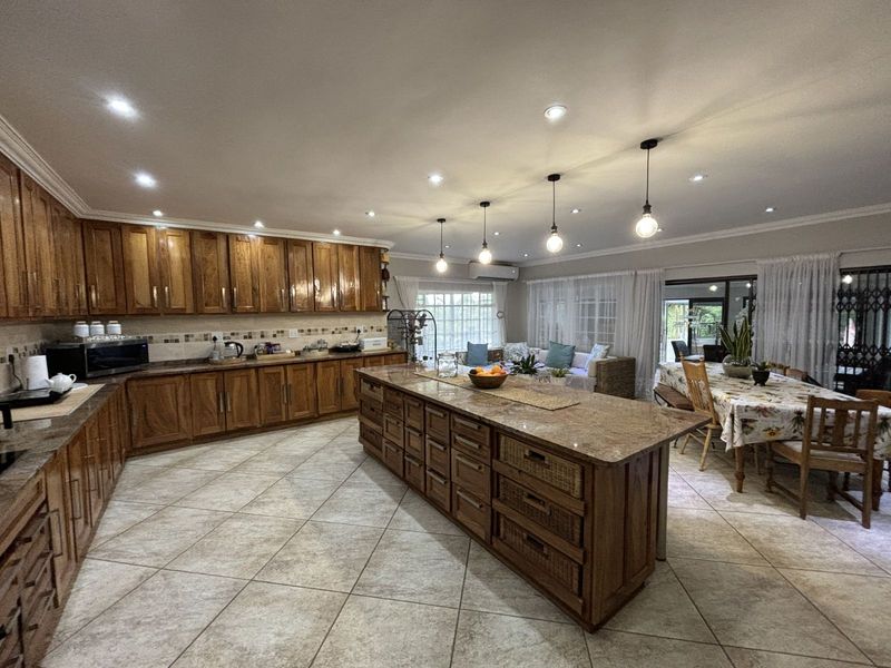 House For Sale in Premierpark - Photo 2