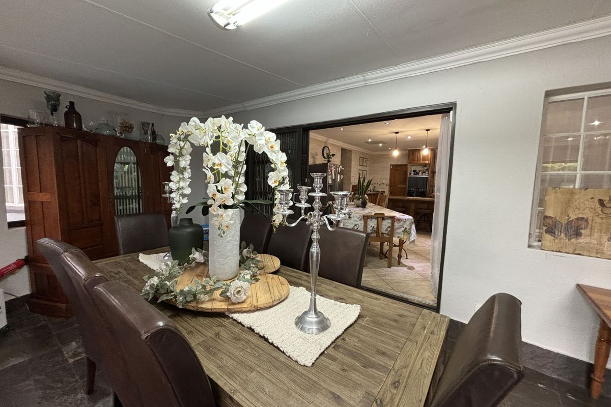 House For Sale in Premierpark - Photo 5