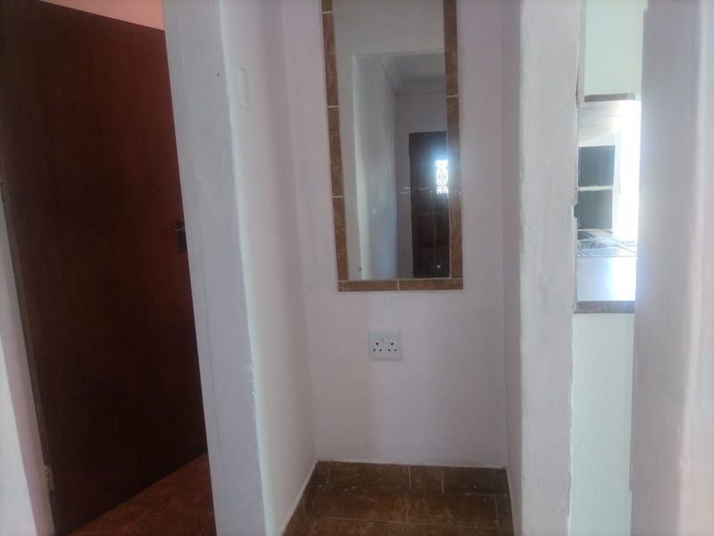 House For Sale in Gelvandale - Photo 7