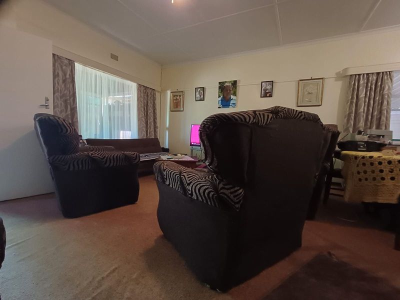 House For Sale in Stilfontein Ext 4 - Photo 5