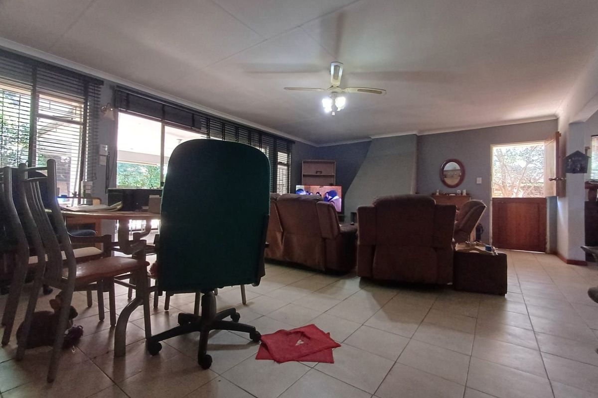 House For Sale in Grimbeeck Park - Photo 4