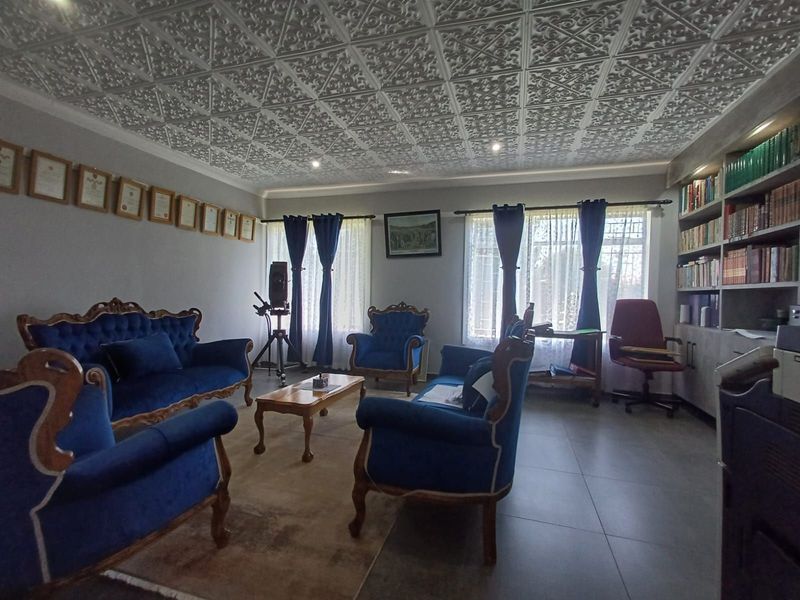 House For Sale in Potchefstroom Central - Photo 5